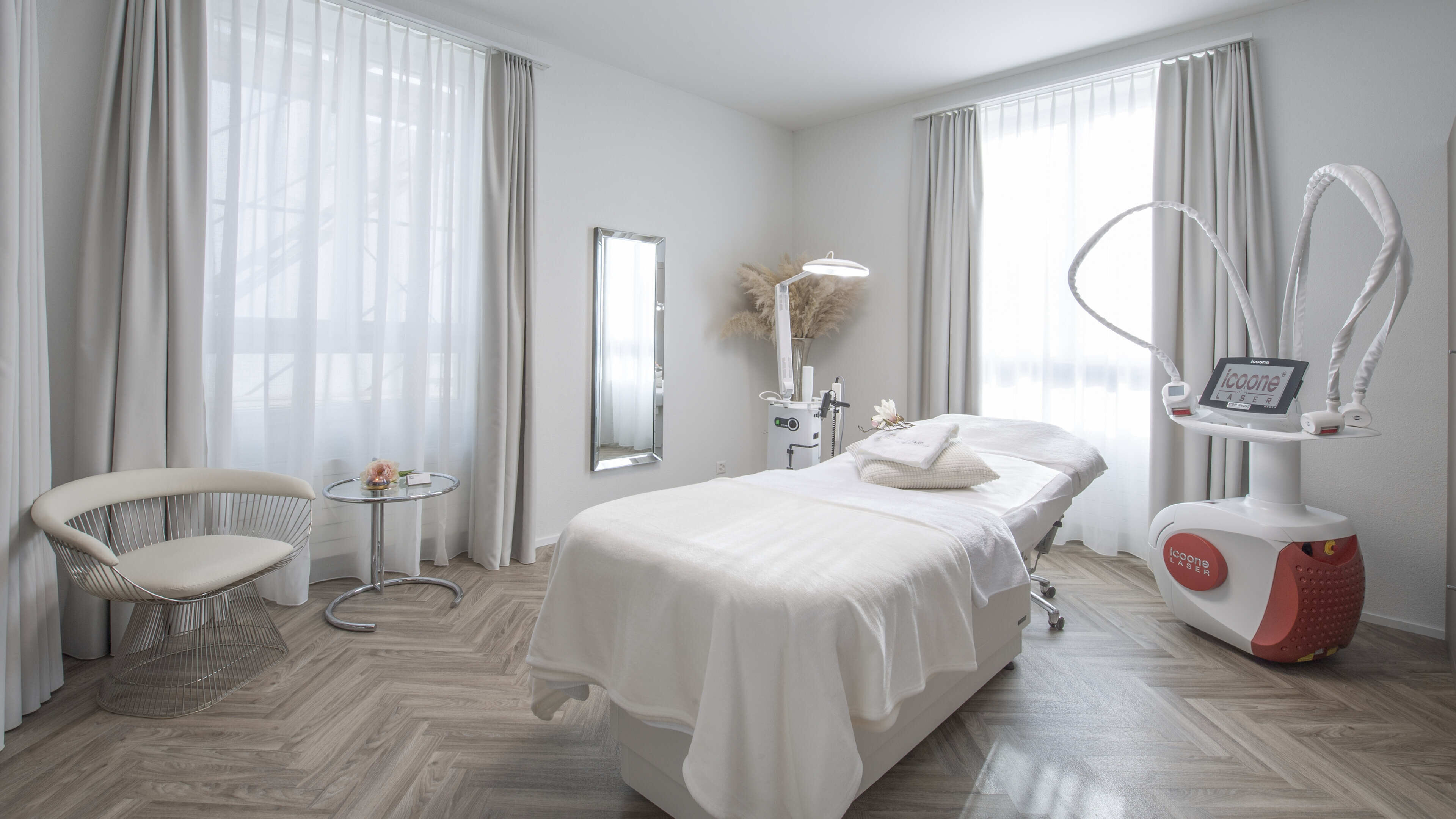 Architekturbüro, Innenarchitektur - Daniel Huber Architektur & Design - Beauty Kosmetik - FineSkin 6