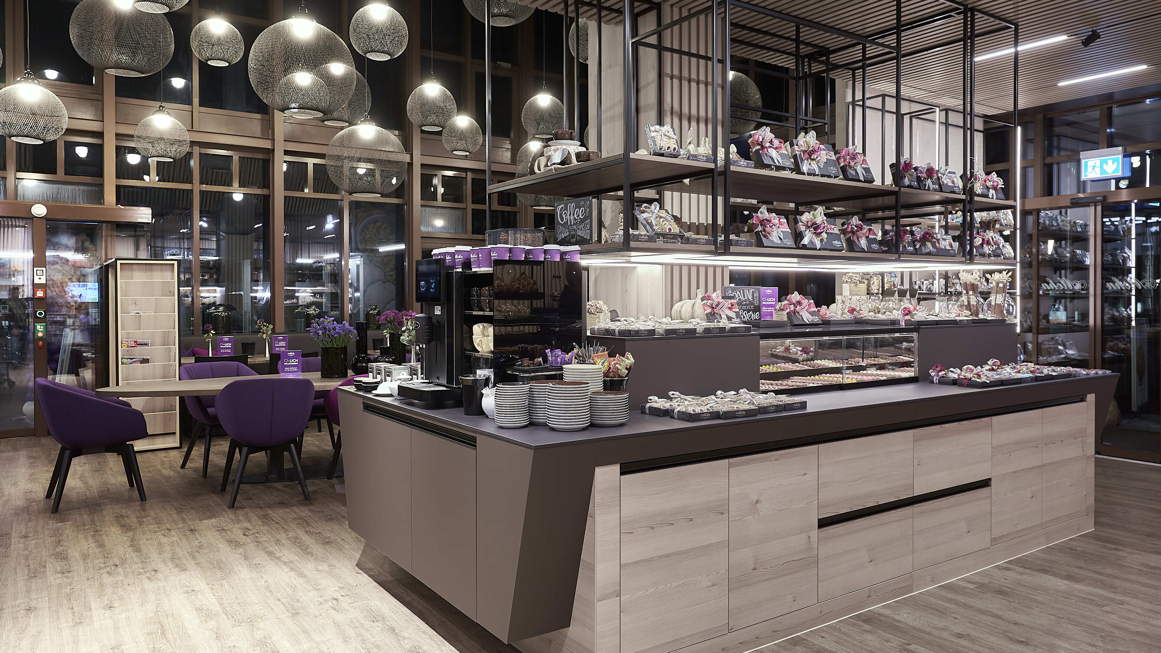 Architekturbüro, Innenarchitektur - Daniel Huber Architektur & Design - Bäckerei Konditorei - Mohn 2