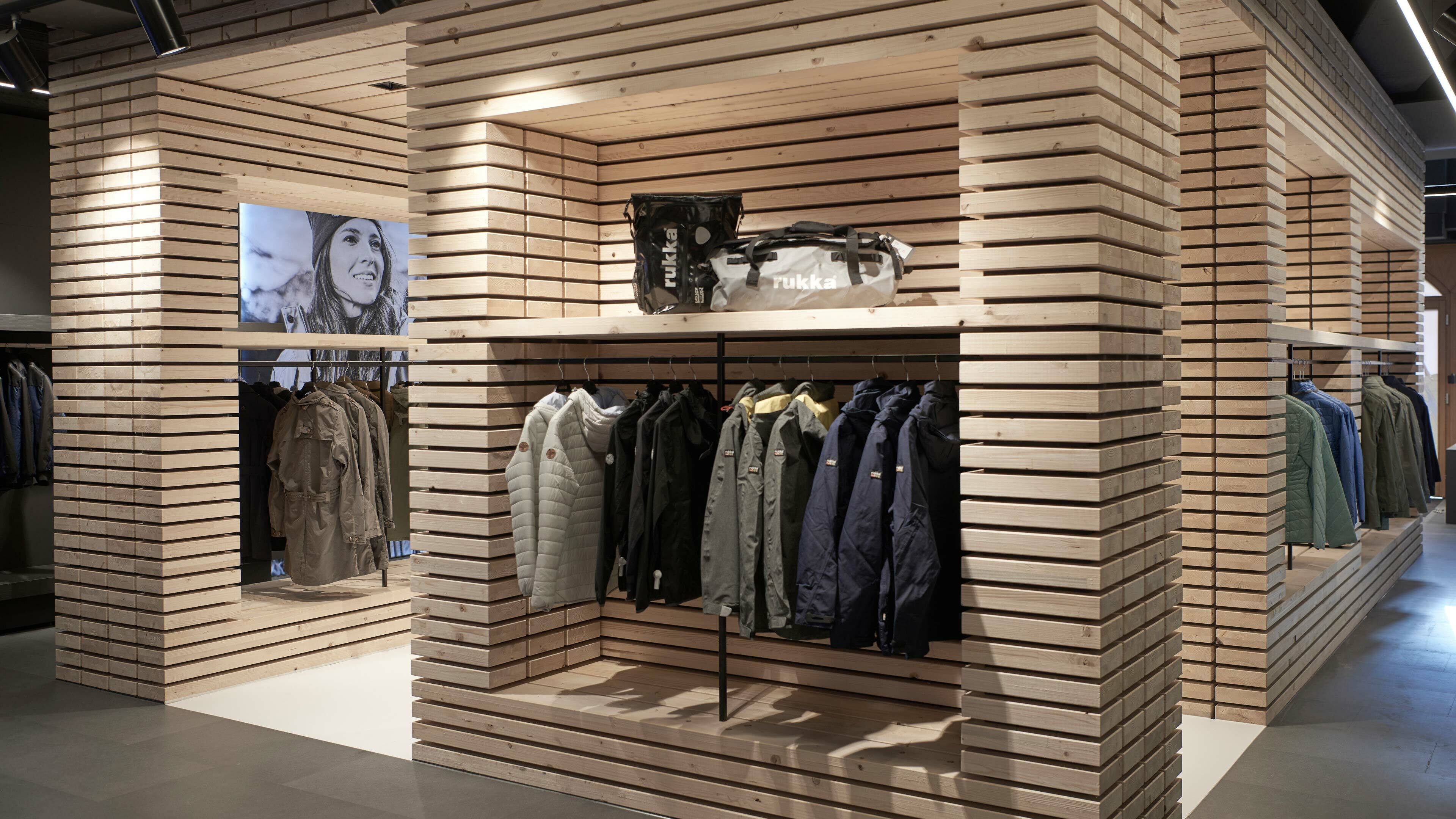Daniel Huber Architektur & Design- Shop Design - Outdoorbekleidung - Rukka 15