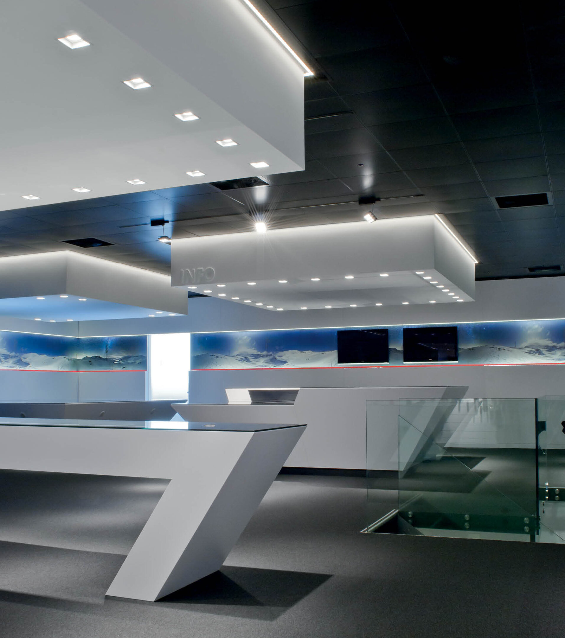 Architekturbüro, Innenarchitektur - Daniel Huber Architektur & Design - Kundencenter Repower 5